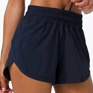 Lululemon athletica Track That lined shirt size 8 black